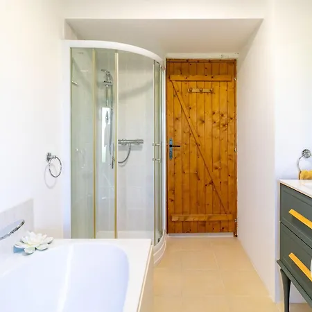 Casa de Férias Confortable à La Campagne, 2 Chambres, Vue Dégagée - Fr-1-622-118 Baugé