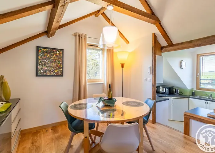 Hébergement de vacances Confortable à La Campagne, 2 Chambres, Vue Dégagée - Fr-1-622-118