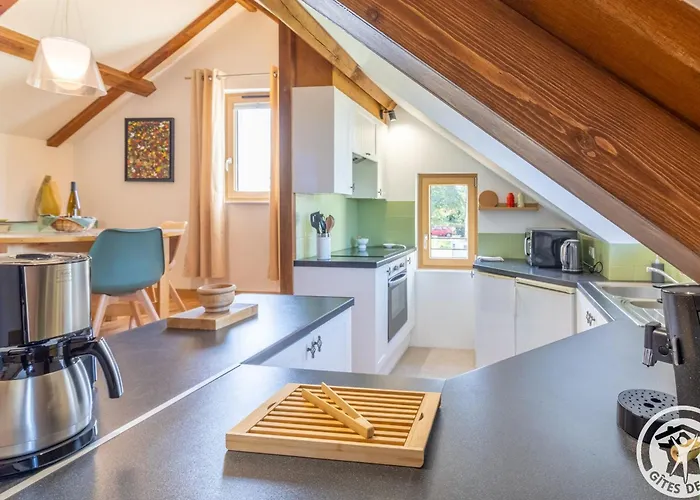 Hébergement de vacances Confortable à La Campagne, 2 Chambres, Vue Dégagée - Fr-1-622-118 *